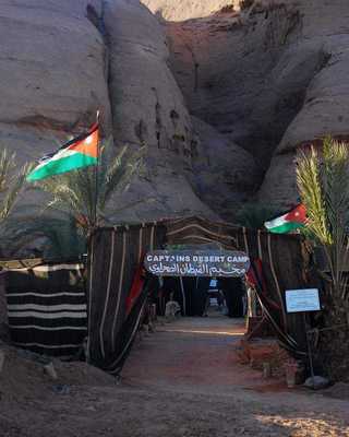 Wadi-Rum-Safari-Bedouin-Camp
