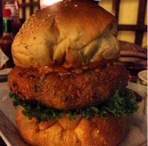 maximum-well-done-burgers-gurgaon-southpoint-mall