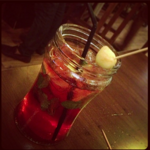 ROFL-Delhi-Mocktails-Cafe-Warm-Ambience-Shahpur-Jat