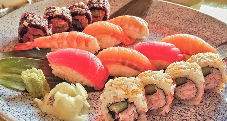 FOOD_Dinner_Guppy_by Ai