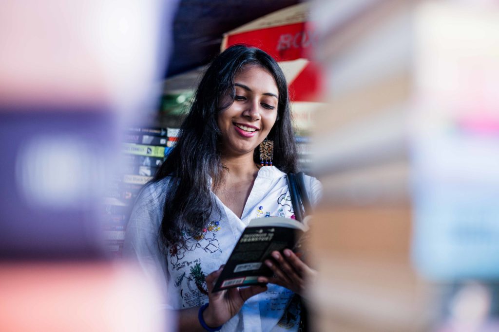 19082016-FloraBookstore-AP17