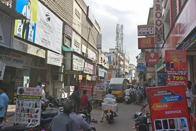 Ritchie Street Quick Guide For Electronics Shopping LBB, Chennai
