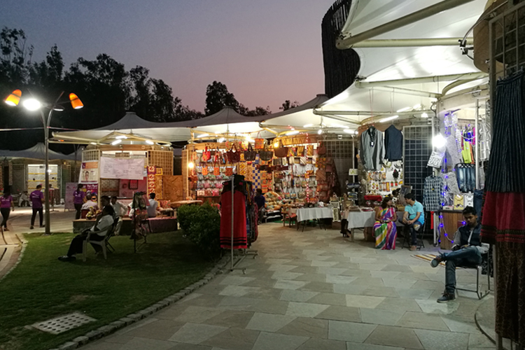 6 Reasons To Visit Dilli Haat Janakpuri Little Black Book, Delhi