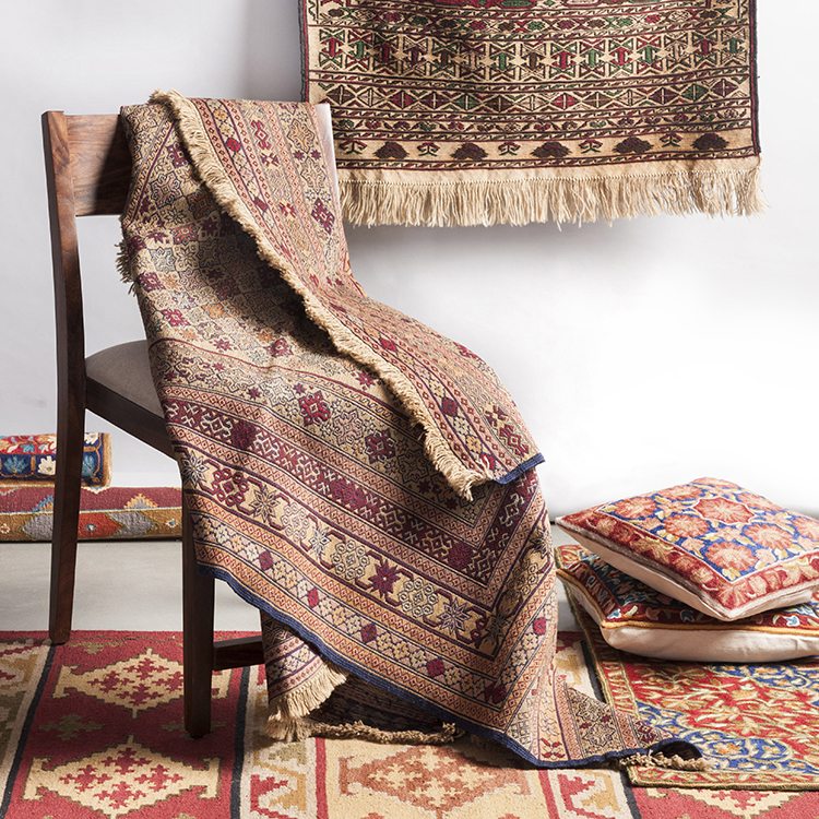 201016_fab-india_dhurries