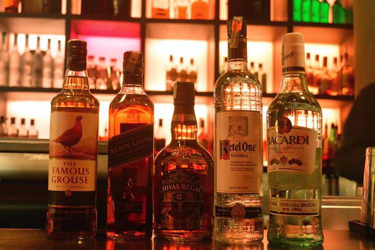 281216newyearsevestoryclubwestin08