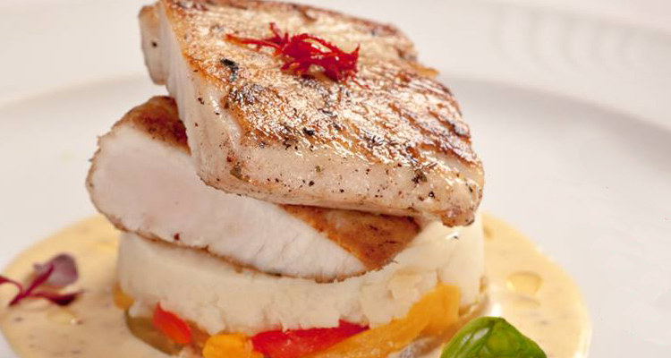 try valentines feast at 100feet boutique restaurant in indiranagar