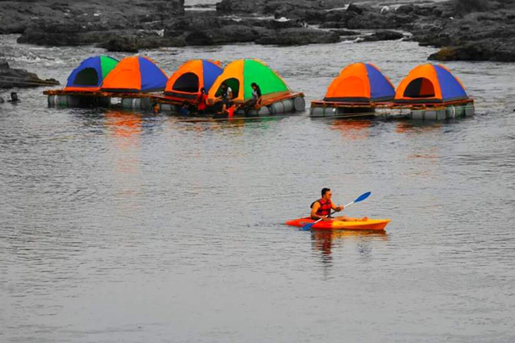 211116_moonstonehammocks2